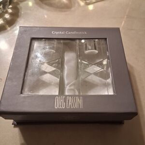 SET IF 2 Beautiful crystal candle sticks by Oleg Cassini